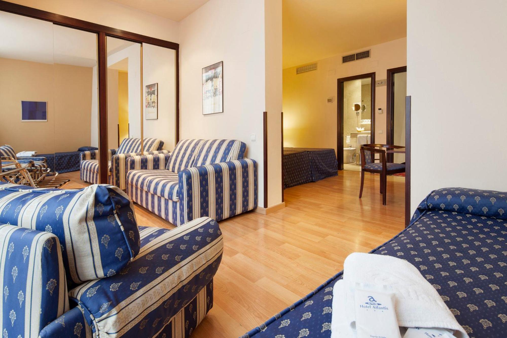 Atlantis By Atbcn Hotel 3*